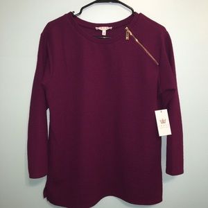 Brand new CHAUS blouse size S